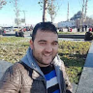 Aykut Topaç